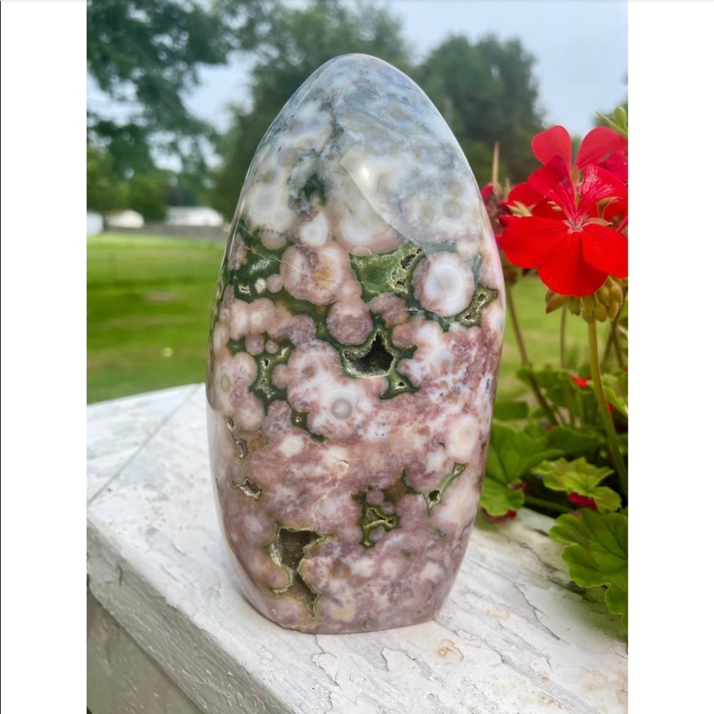 Pink/ mauve 8th vein ocean Jasper freeform